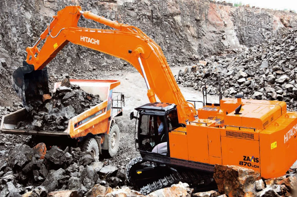 Hitachi 870 loading a Mining truck